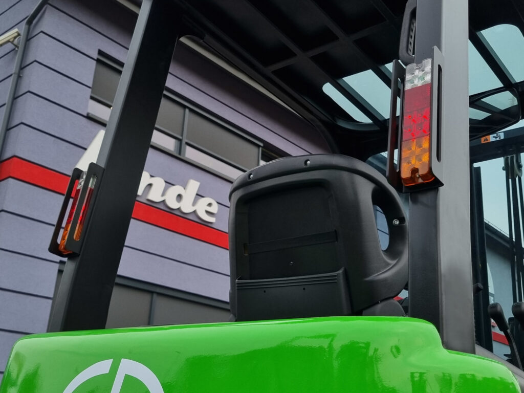 New Electric Forklift EP CPD20L1